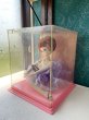 画像17: SUKIYO リボン印　ポーズ人形　座り姿　すみれ色のドレス　MC17 (17)