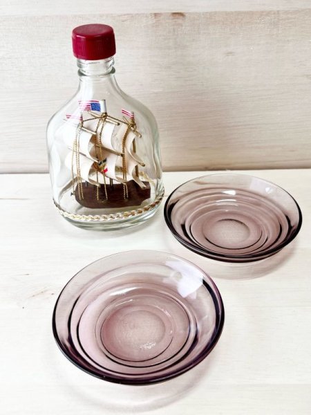 画像1: 古い色ガラス　紫　丸小皿　豆皿　1枚 (1)