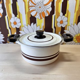 EJIRY エジリー　ルネッサンス　ホーロー両手鍋20　ホワイト 新品 EJIRY エジリー ルネッサンス ホーロー両手鍋20 ホワイト 新品