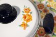 画像3: オレンジ　薔薇 花柄ホーロー両手鍋　20cm　HN108 (3)