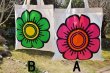 画像2: atelier オリジナルバッグ　エコバッグに♪　レトロポップ　大花　２色（ピンク・グリーン）　A52 (2)