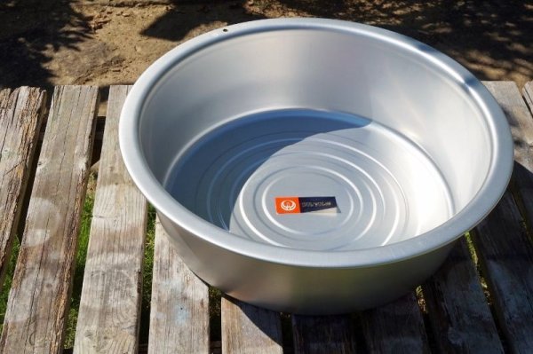 画像1: ツルマル印　アルミ洗い桶　たらい　洗面器　シルバーアルマイト　４２ｃｍ　BT139 (1)