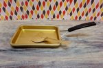 画像3: ホクセイアルミ　玉子焼き　アルミフライパン　卵焼き器　ゴールドアルマイト　ヘラ付き　SN48 (3)