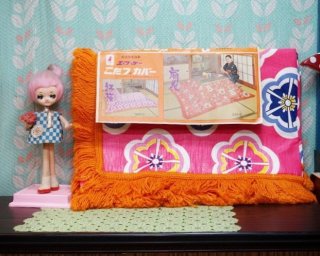 レトロポップ 花柄こたつ掛け フラワー マルチカバー ソファ