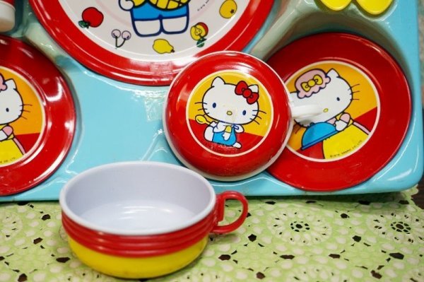 Charmmy Kitty タッパセット 可愛い タッパー