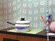 画像6: ハニーウェア　PAPPY　ホーロー片手鍋　青　花柄　北欧風　18cm2.5ℓ　HN246 (6)