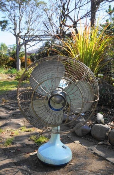 画像1: レトロ　vintage　ナショナル　鉄製扇風機　USED　KD14 (1)