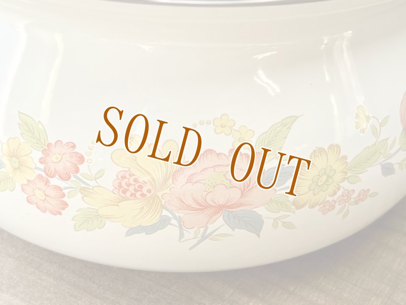 画像3: マルビシ　ホーロー片手鍋　優しいクリームカラーの花柄　20cm　ガラス蓋　HN315 (3)