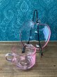 画像3: SOGA　曽我ガラス　アップルカップ＆ソーサー　ガラス製　ピンクカラー　希少　C342 (3)