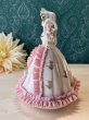 画像2: 陶器製オルゴール人形　レースピンクドレスの女性　 (2)