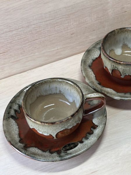 画像1: 安野焼　陶器製カップ＆ソーサー　2客セット　古民家カフェ　C347 (1)