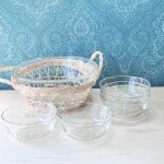 画像1: PYREX　大きなガラスボウル1個とガラス器5個　バスケット付き　ガーデンフラワー (1)