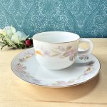 画像1: shibata china 淡く可憐な花柄のカップ＆ソーサー　金縁 (1)