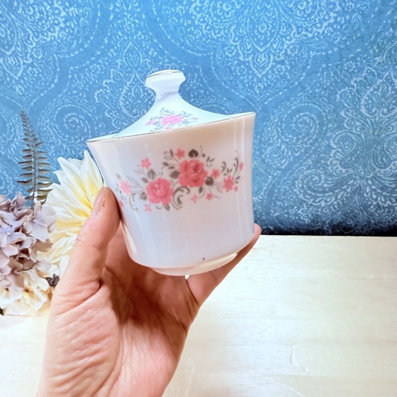 画像4: Sango　三郷陶器　可愛い花柄の角砂糖入れ　シュガーポット　磁器製キャニスター (4)