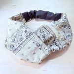 画像6: häpihäpi handmade ねじりヘアターバン　ヘアバンド　カチューム　綿ペイズリーバンダナ柄　ベージュ (6)