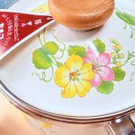 画像5: マルビシ　ゼルコ　ホーロー片手鍋　深型　花柄　16cm2ℓ　 (5)