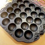 画像3: 池永　おうちで手軽にあつあつシリーズ　たこ焼き屋さん　何部鉄器　鉄鋳物 (3)