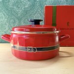 画像4: ヤマヒロ　ホーロー両手鍋　Roberita Camerino　ロベルタ　真っ赤なお鍋　20cm　3ℓ (4)