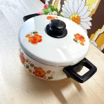 画像5: PAPPY　WARE　花柄のホーロー両手鍋　オレンジ系　20cm2.7ℓ (5)