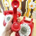 画像5: 昔のおもちゃの電話？　赤電話　Bell hone　2個セット (5)