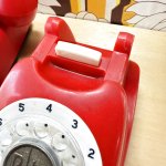 画像6: 昔のおもちゃの電話？　赤電話　Bell hone　2個セット (6)