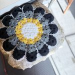 画像3: hapihapi handmade お花の円座　 (3)