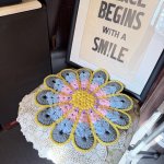 画像1: hapihapi handmade お花の円座　 (1)