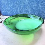 画像3: マルティグラス　ガラス製大きめのサラダボウル　グリーン　乳白色　vintage (3)