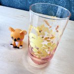 画像3: ピンクガラスにクリーム色のお花のグラス　 (3)