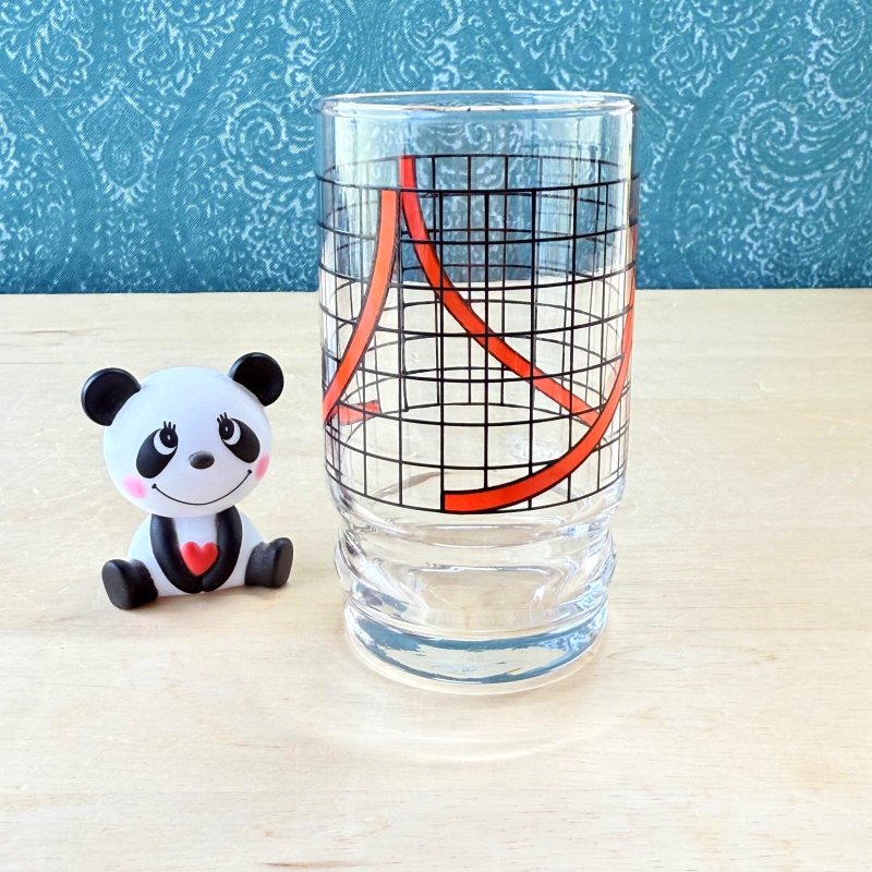 画像1: 昭和レトロデザイン　チェックに赤　モダンなグラス　タンブラー (1)