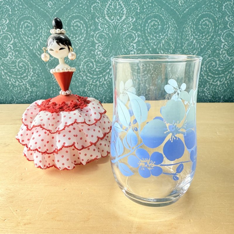 画像1: 佐々木ガラス　まるみくびれグラス　タンブラー　ブルーグラデーション花柄　 (1)