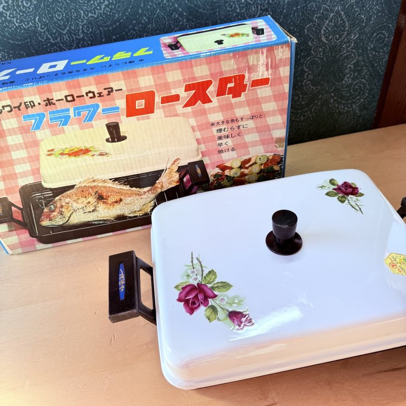 画像2: マルワイ　ホーローウェア　フラワーロースター　花柄　薔薇 (2)