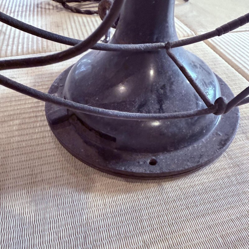 画像5: 昭和レトロな鉄製の扇風機　KDK　ジャンク　映画やドラマの撮影小道具　インテリアに！ (5)