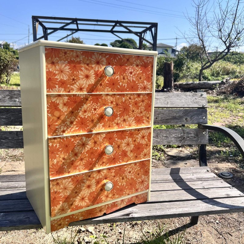 画像1: タイアップ商品　まあまあなサイズ！花柄4段チェスト　ミニ箪笥　レトロポップ　70年代　vintage (1)