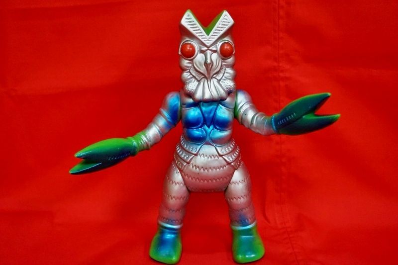 再入荷！】 ブルマァク バルタン星人 ソフビ ウルトラマンシリーズ ...