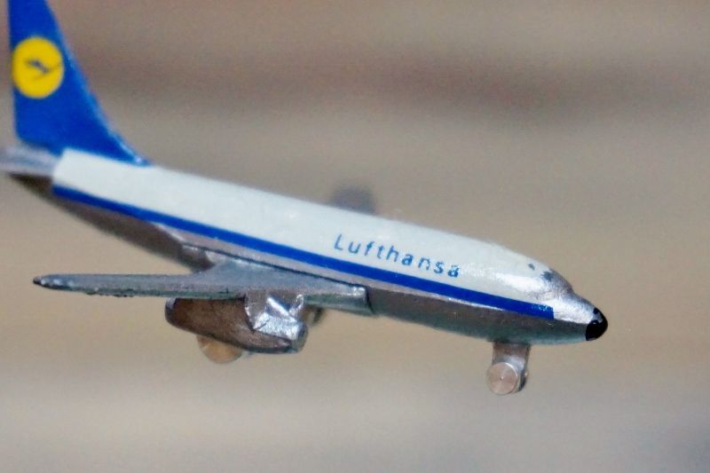 Vintage Schuco シュコー社　Lufthansa Boeing 737　ルフトハンザ　ボーイング７３７　ドイツ航空飛行機　おもちゃ　 OM319
