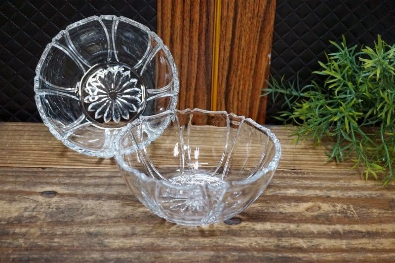 レトロモダン　ガラス小鉢　ガラスの器　２個セット　GUS171