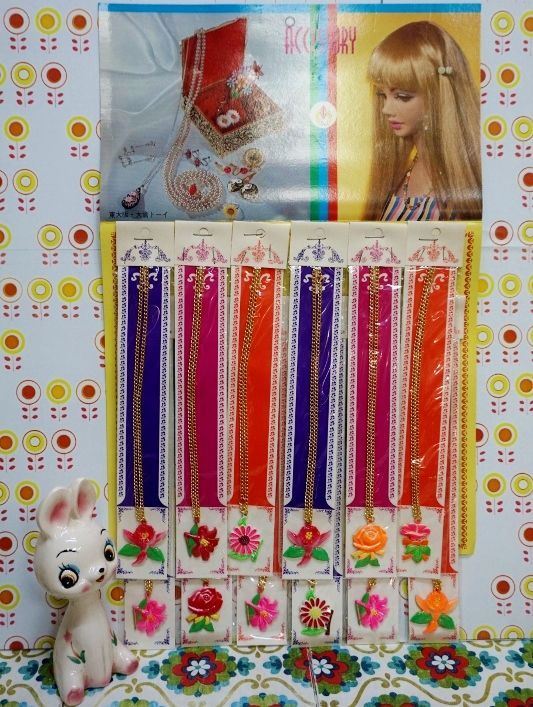 ジュニアアクセサリー☆お花ネックレス12個付き１シートまとめ売り 台紙付きおもちゃ チェーン OM564
