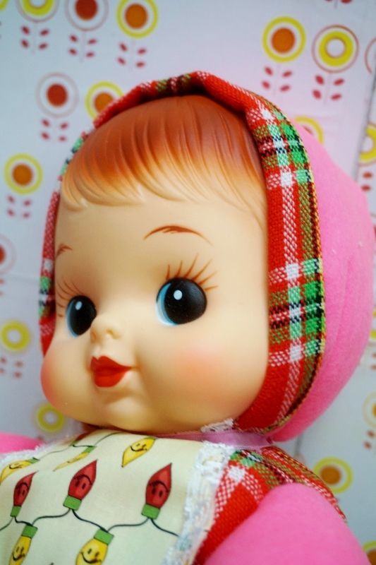 昭和レトロ 陶器 人形 土人形 赤ちゃんを抱く女子 古道具 オブジェ 通販