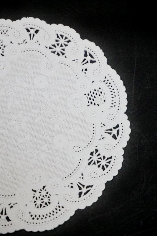 Doilies ドイリーレースペーパー Usa Roylace ローヤルレースマット 円形枚 Kf236