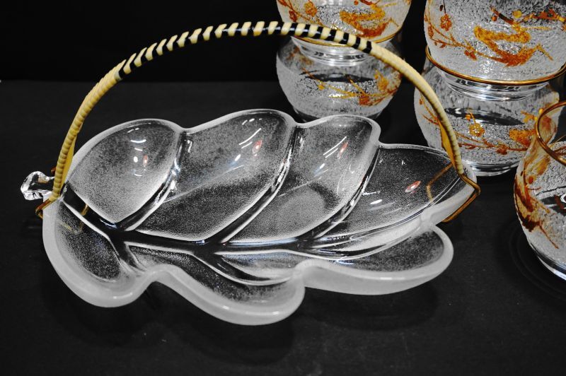 カメイガラス　木の葉皿ツル付きガラス皿と梅の冷茶グラスのセット　GS227