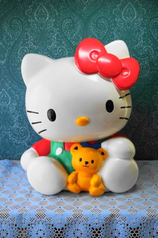 税込) 昭和レトロ 昔の Hello Kitty ハローキティ 貯金箱