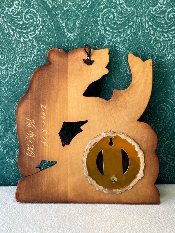 木彫りの熊の大きい壁掛け温度計 お土産レトロ KZ7