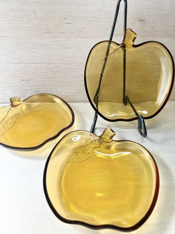 SOGA 曽我ガラス りんご型アンバープレート ガラス皿 アップル 1枚〜 SS108
