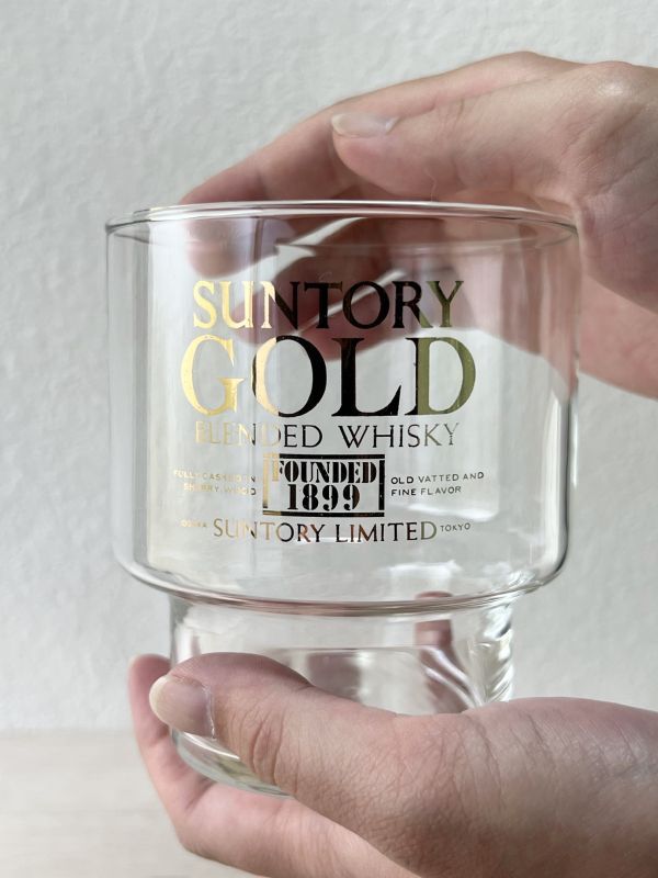 Suntorygold サントリーゴールド ブレンドウイスキー グラスの形の