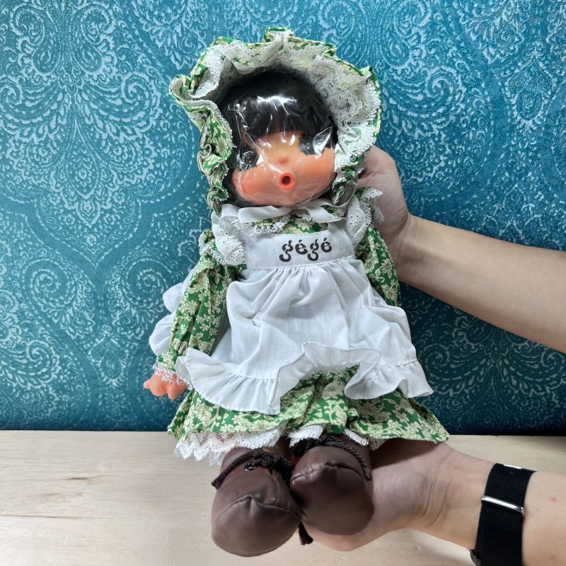 マドモアゼルジェジェ人形