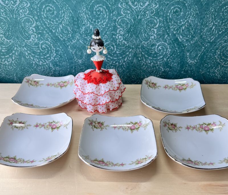 HYAKUSENKAI 小花柄の可愛い角皿 陶器 5枚セット vintage