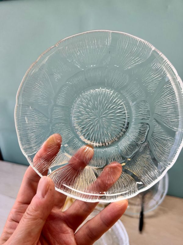 アルコロック フランス deadstock ARCOROC 花のデザインのガラス皿